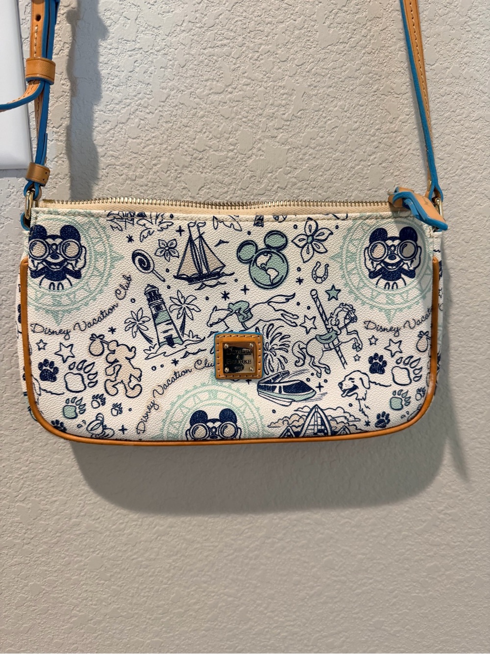 Disney Dooney & Bourke DVC 25th Anniversary Crossbody Bag Rare